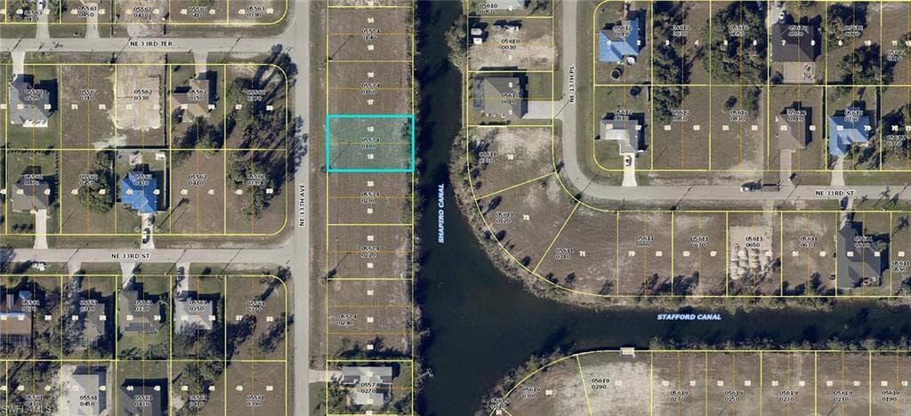 3307 NE 13th AVE CAPE CORAL, FL 33909