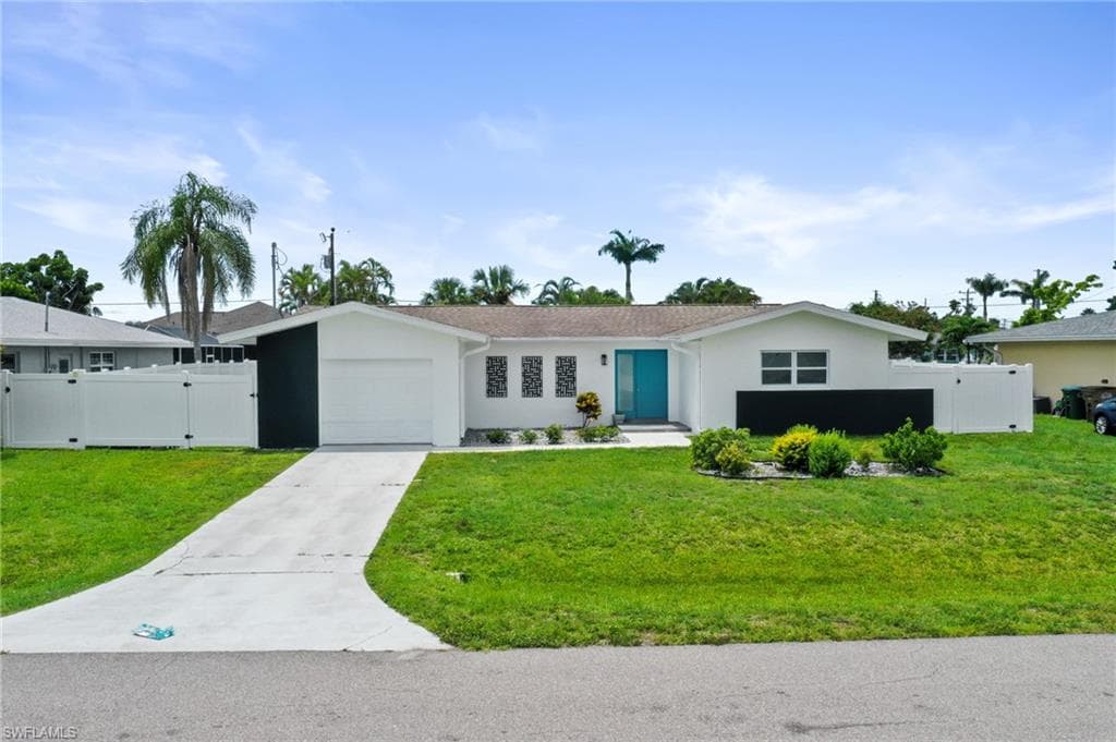 112 SE 46th ST CAPE CORAL, FL 33904