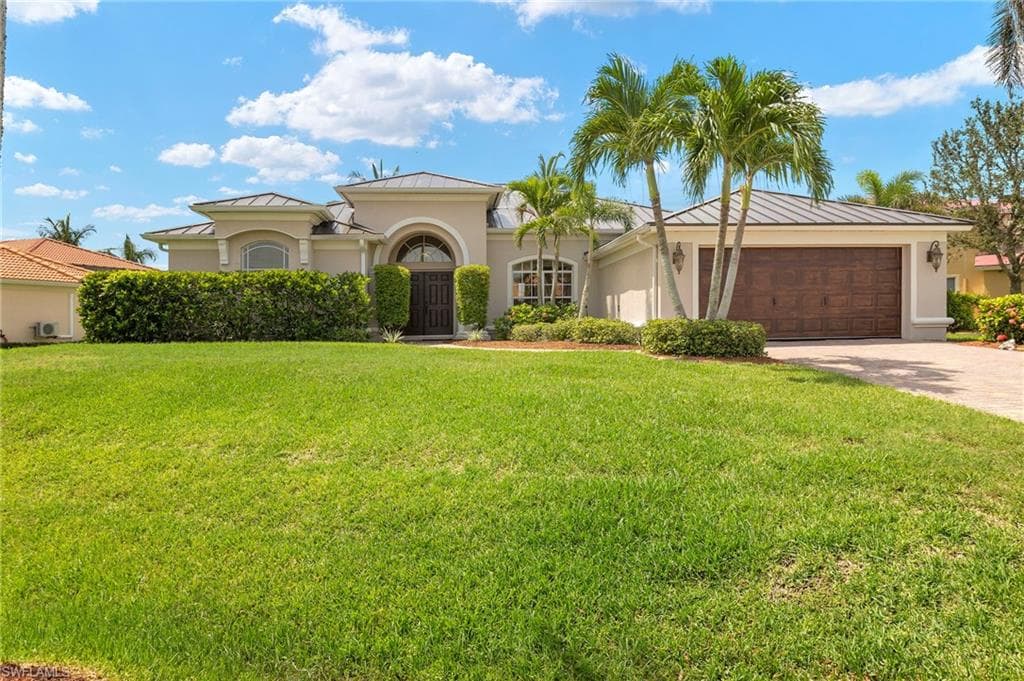 11825 Royal Tee CT CAPE CORAL, FL 33991