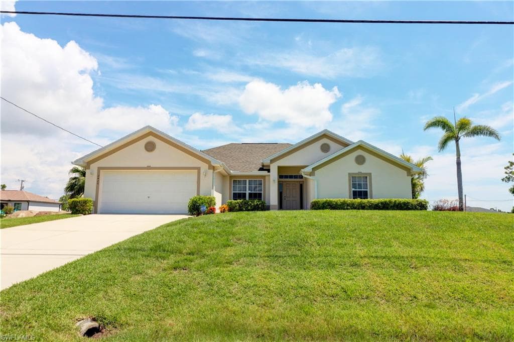 2420 NW 28th TER CAPE CORAL, FL 33993