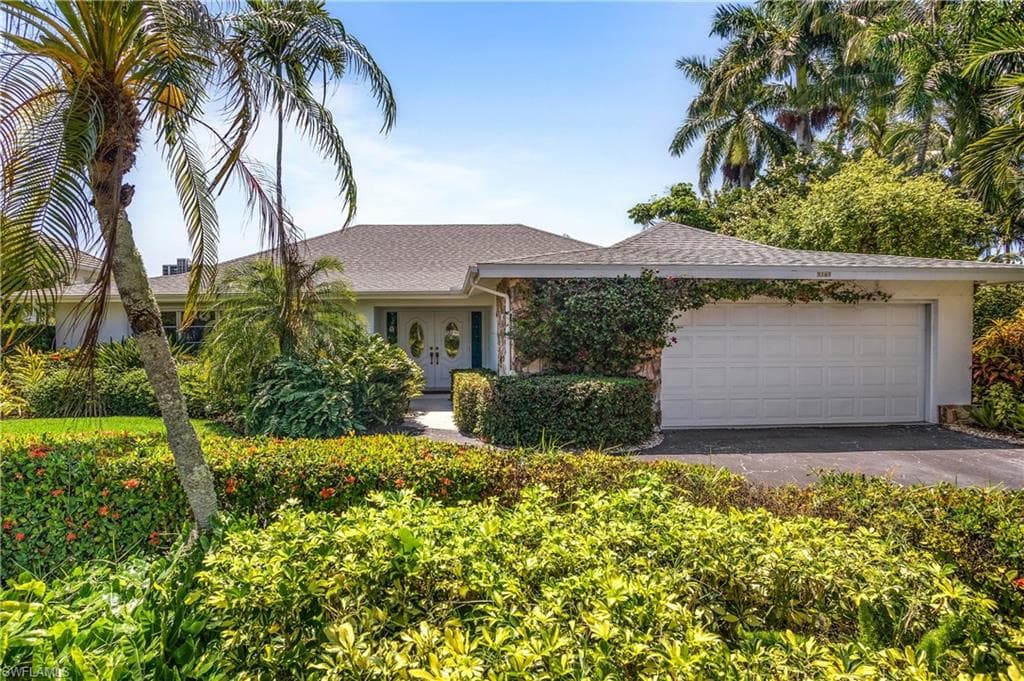 5165 Starfish AVE NAPLES, FL 34103