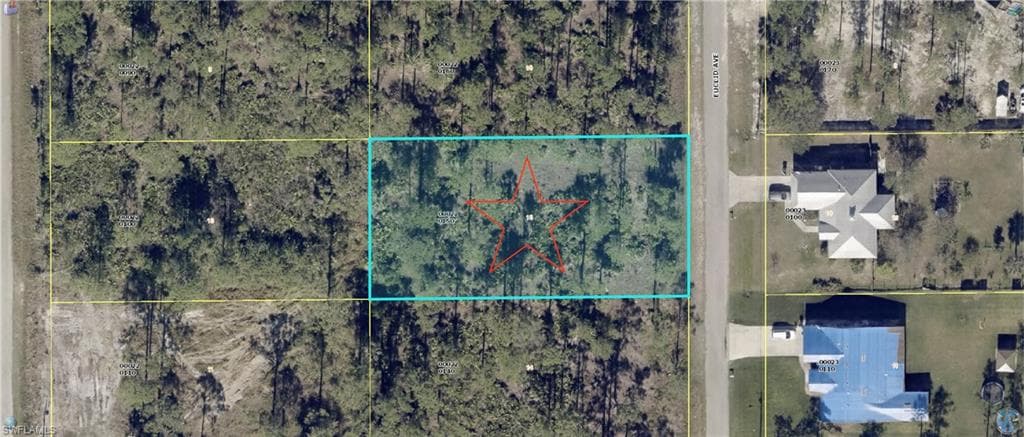 905 Euclid AVE LEHIGH ACRES, FL 33972