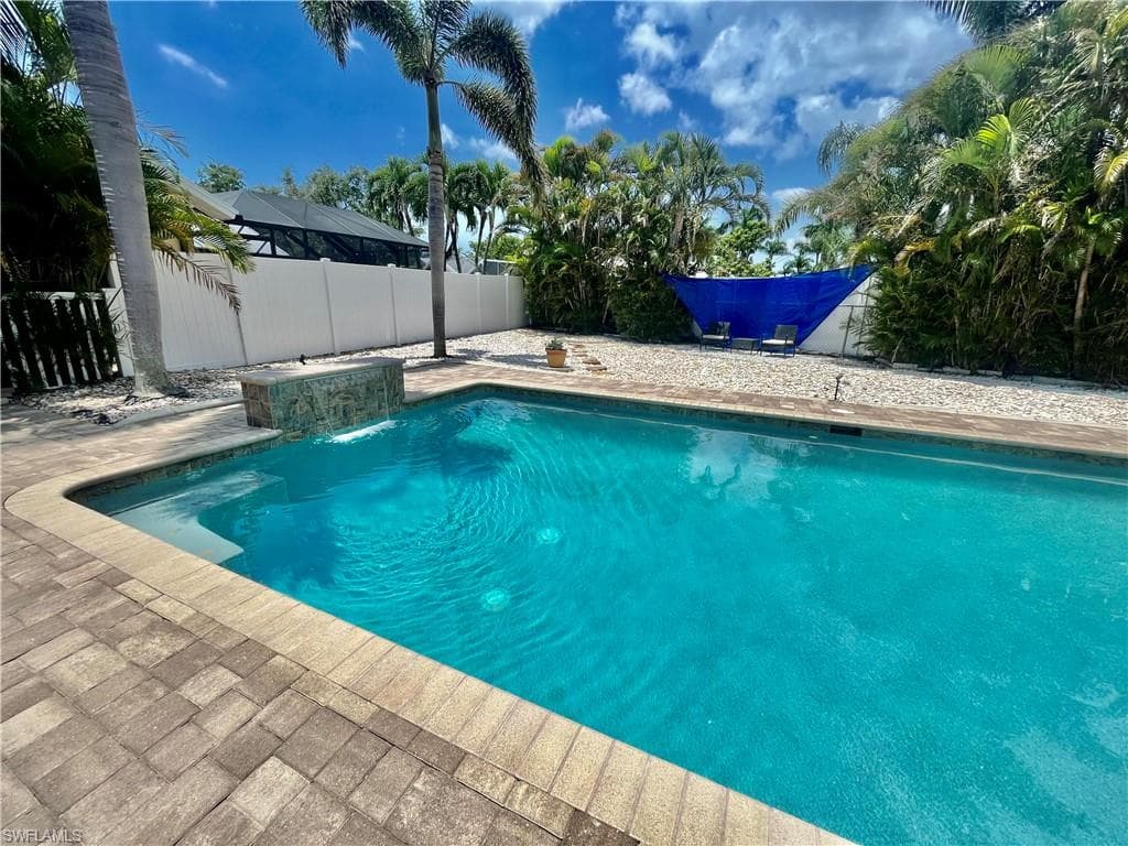 3620 SE 21st PL CAPE CORAL, FL 33904