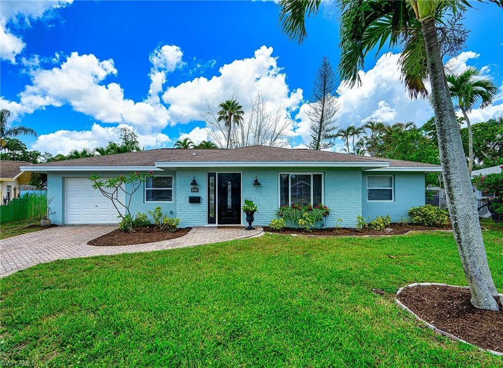 3495 Santiago WAY NAPLES, FL 34105