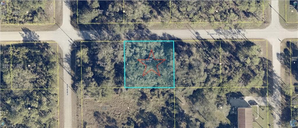 4102 E 21st ST ALVA, FL 33920
