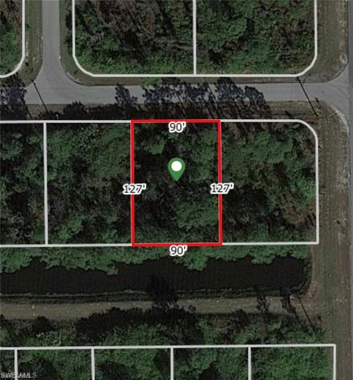 952 Alcalde ST E LEHIGH ACRES, FL 33974