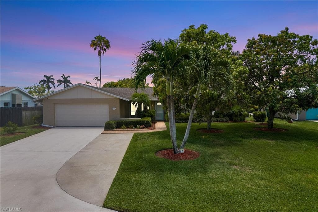 4241 Pearl Harbor DR NAPLES, FL 34112