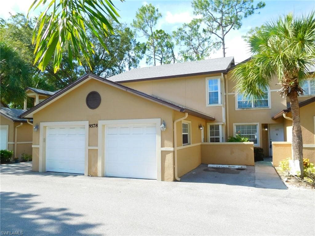 9578 Crescent Garden DR B-102 NAPLES, FL 34109