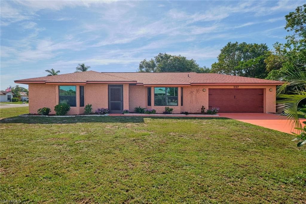 237 Ground Dove CIR LEHIGH ACRES, FL 33936