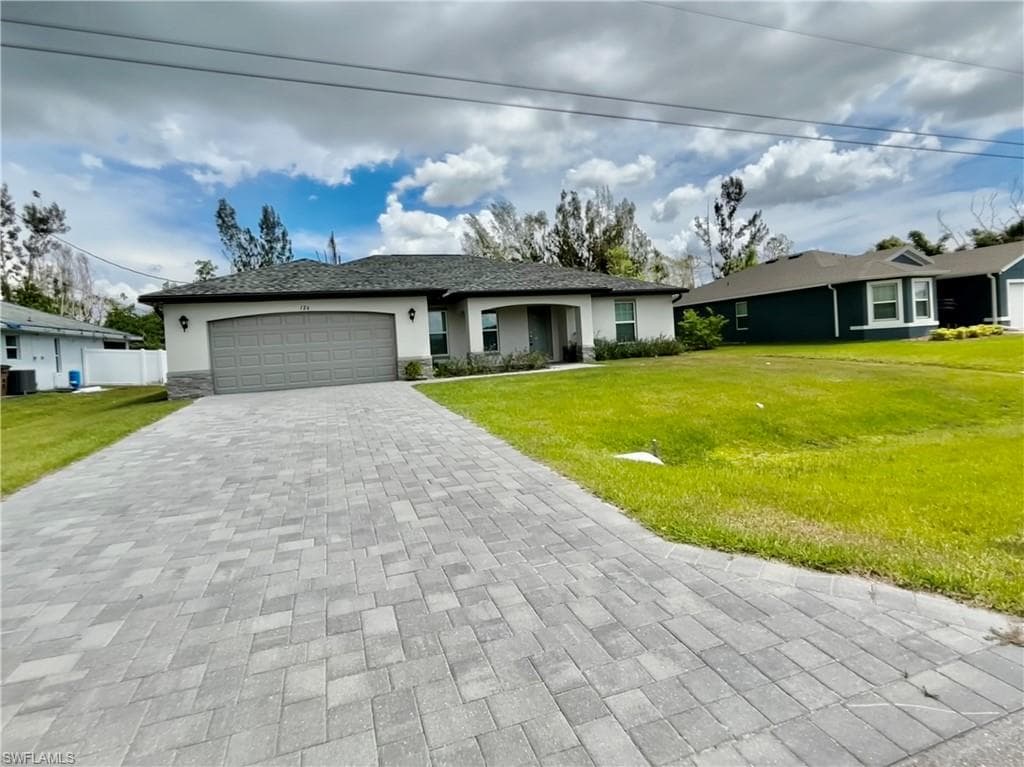 126 NE 4th ST CAPE CORAL, FL 33909