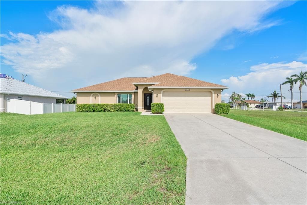 2922 SW 1st AVE CAPE CORAL, FL 33914