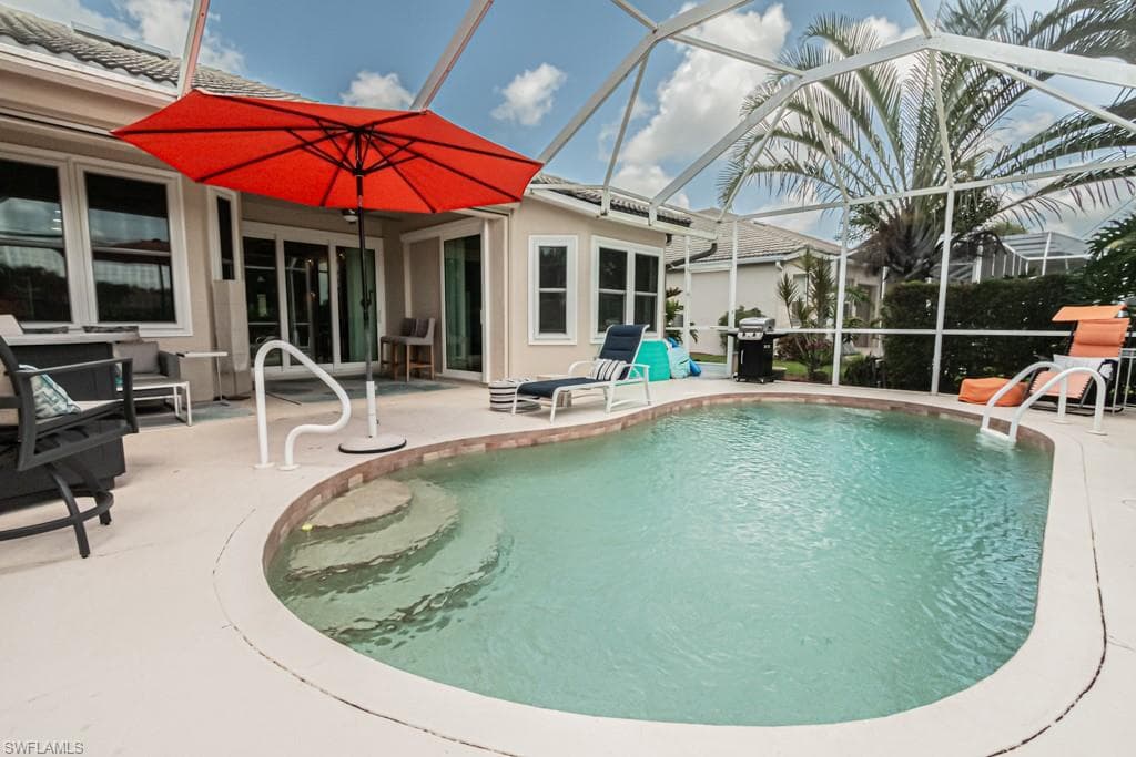 1956 Crestview WAY NAPLES, FL 34119
