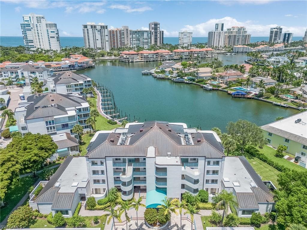 355 Park Shore DR 1-124 NAPLES, FL 34103