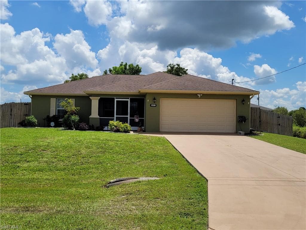 1011 Countess AVE LEHIGH ACRES, FL 33974