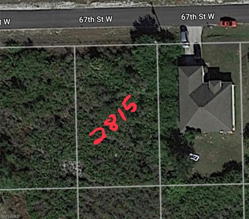 2815 67th ST W LEHIGH ACRES, FL 33971
