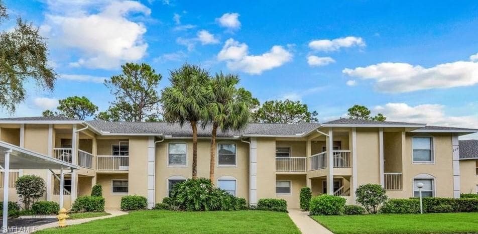 716 Landover CIR 102 NAPLES, FL 34104