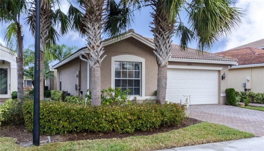 10305 Crepe Jasmine LN FORT MYERS, FL 33913