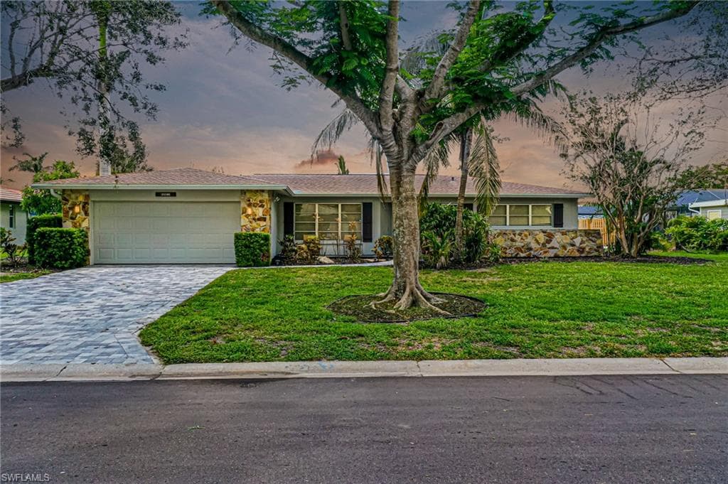 9951 Cypress Lake DR FORT MYERS, FL 33919