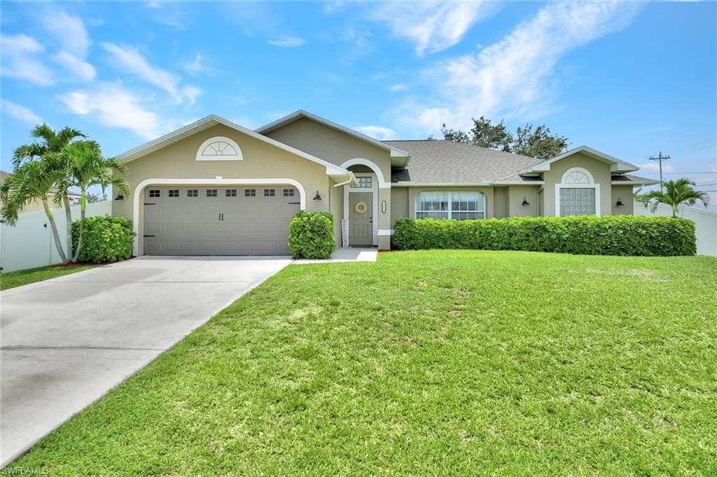 512 2nd AVE CAPE CORAL, FL 33909
