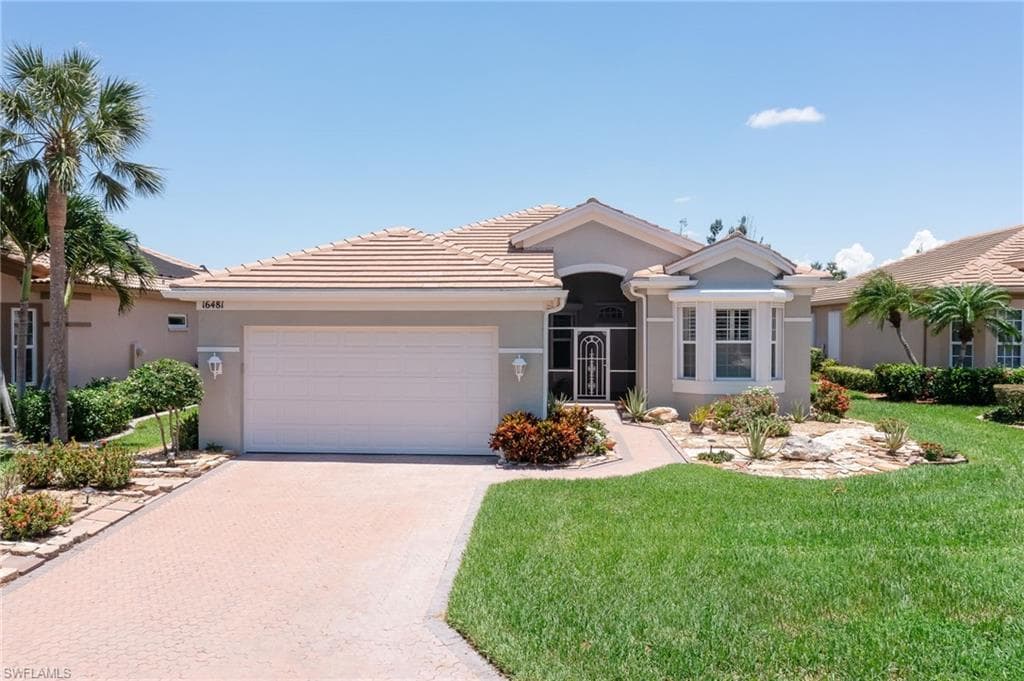 16481 Edgemont DR FORT MYERS, FL 33908