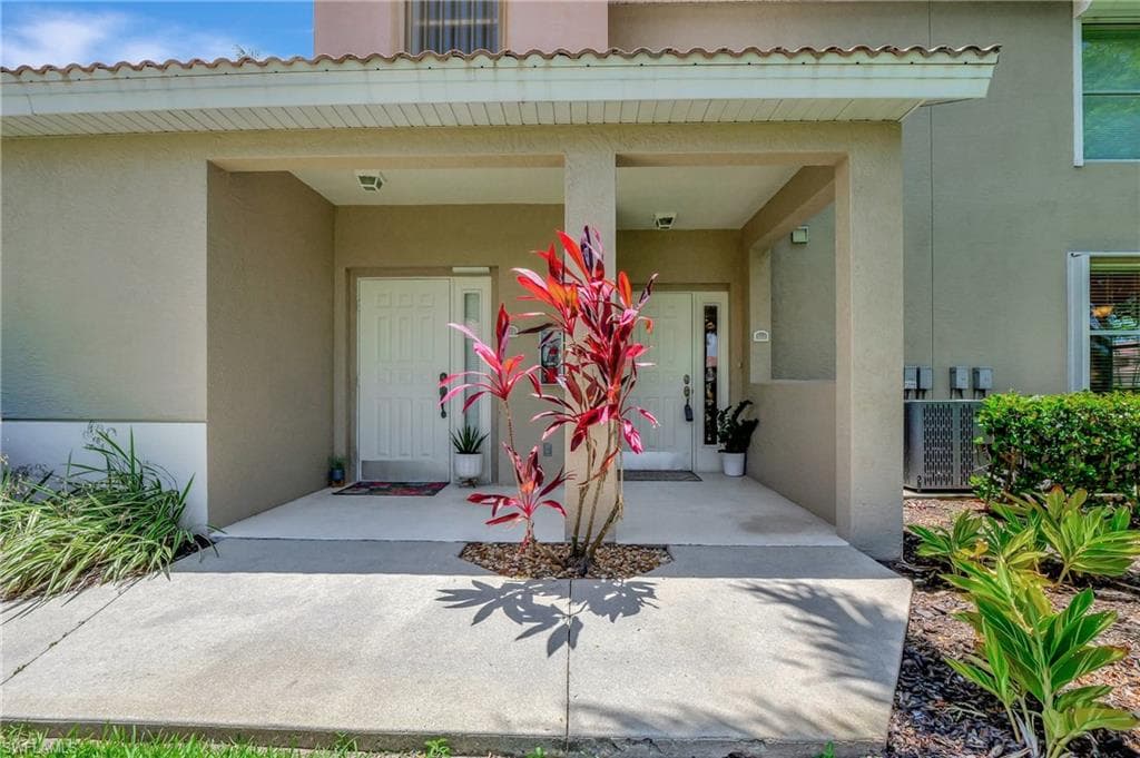 343 Dover PL A-104 NAPLES, FL 34104
