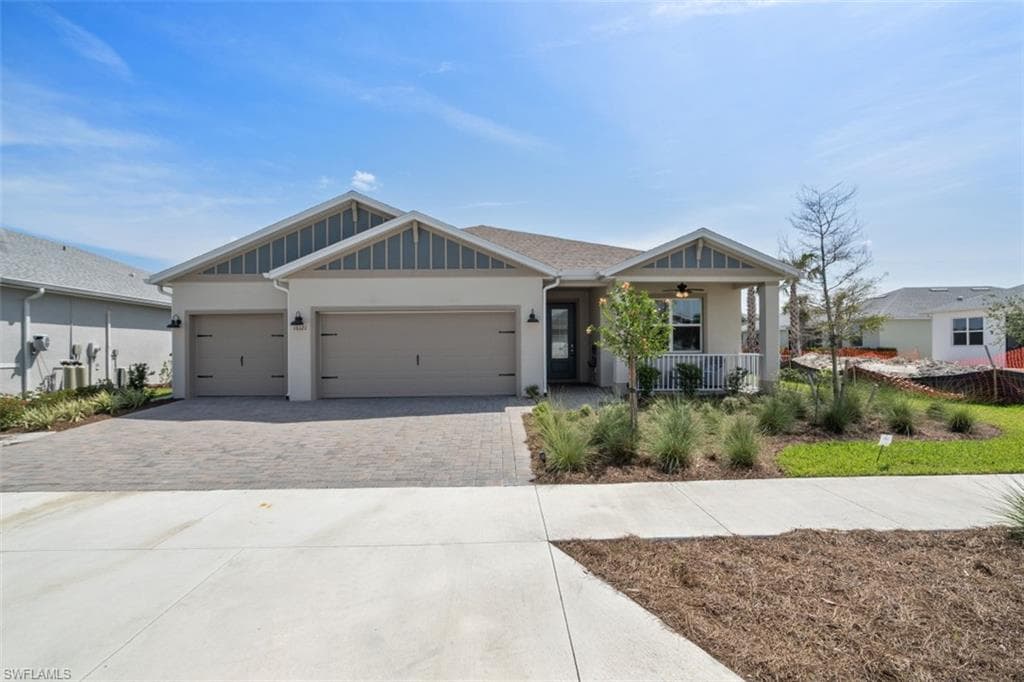 16121 Lotus WAY PUNTA GORDA, FL 33982