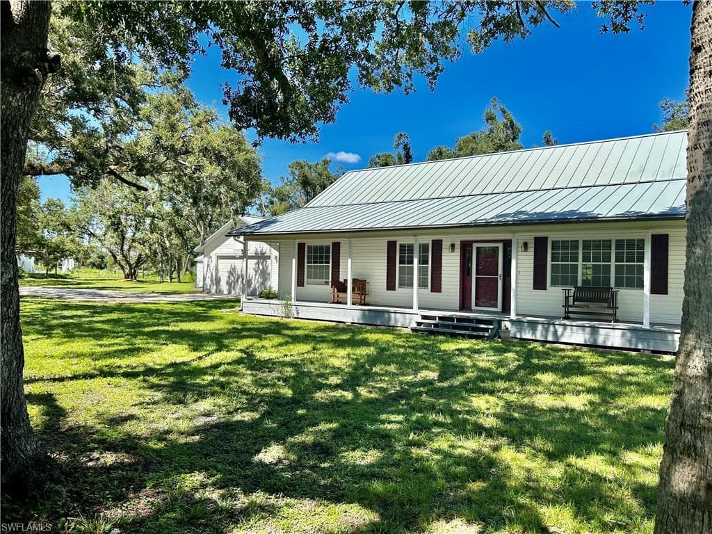 18870 Matt RD NORTH FORT MYERS, FL 33917