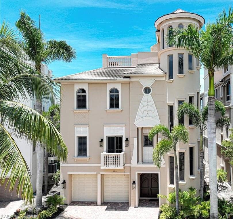 5344 Barefoot Bay CT BONITA SPRINGS, FL 34134