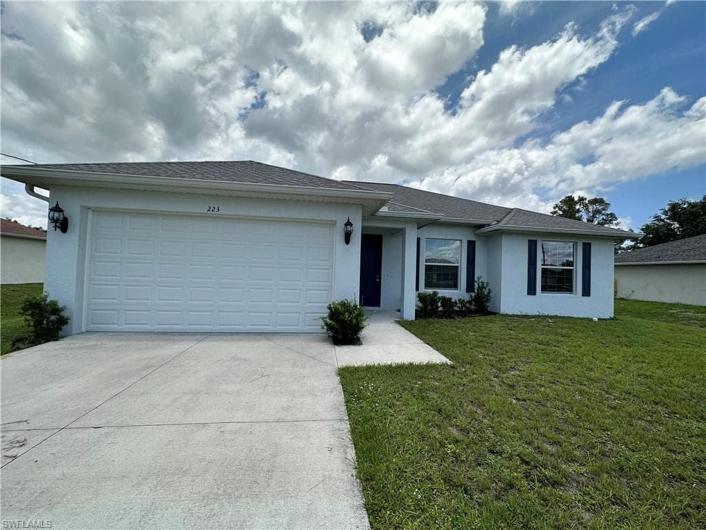 223 Manatee ST FORT MYERS, FL 33913