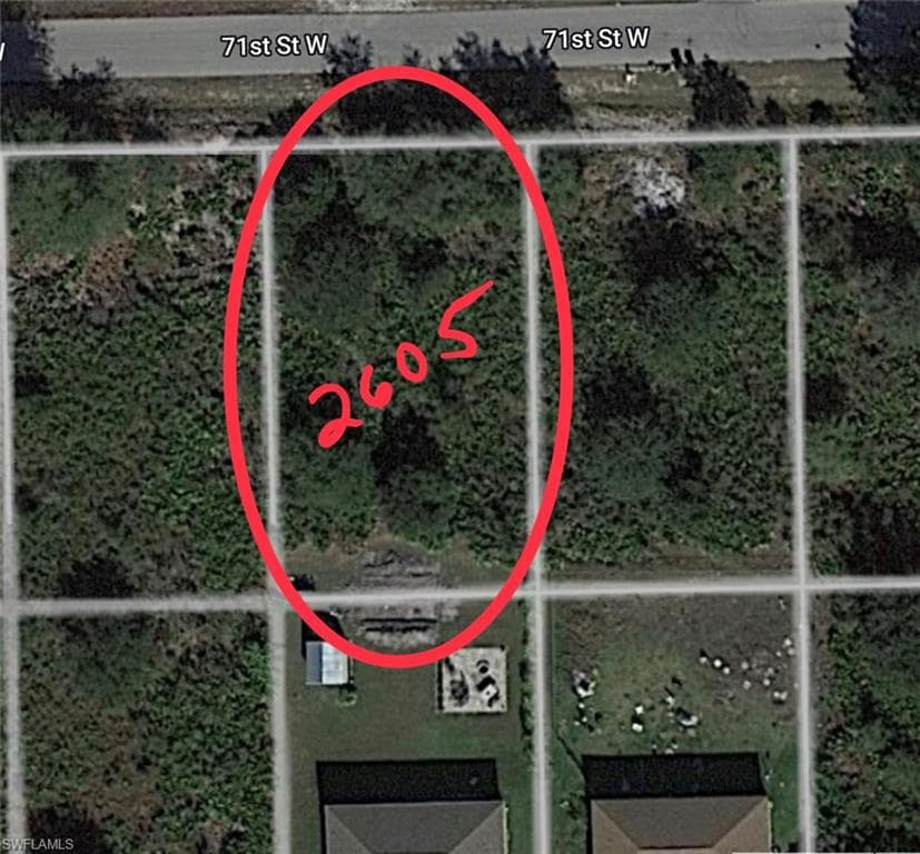 2605 71st ST W LEHIGH ACRES, FL 33971