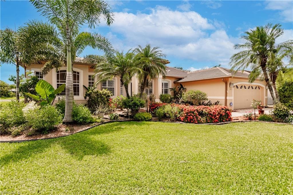1033 Port Orange WAY NAPLES, FL 34120