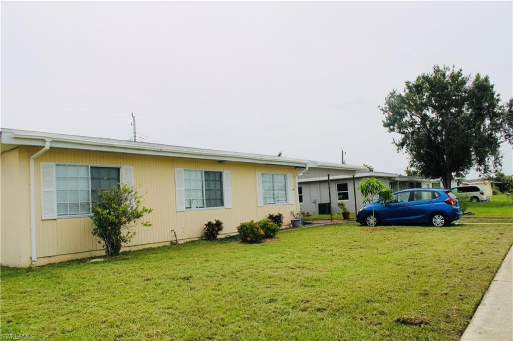 681 Dalton BLVD PORT CHARLOTTE, FL 33952