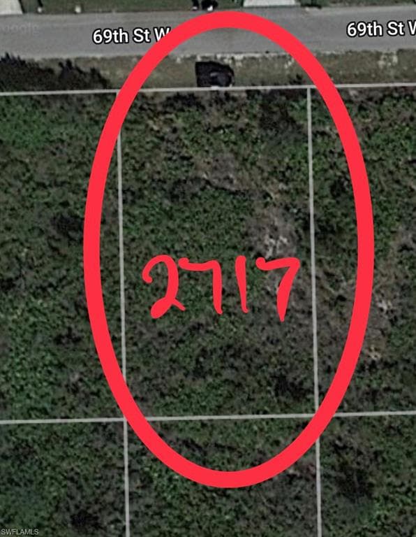 2717 69th ST W LEHIGH ACRES, FL 33971