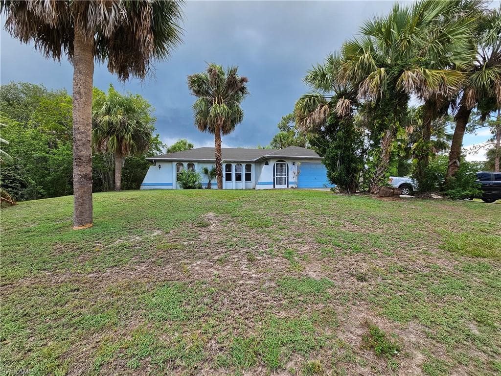 501 Plumosa AVE LEHIGH ACRES, FL 33972