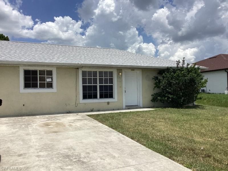 4752 22nd ST SW LEHIGH ACRES, FL 33973