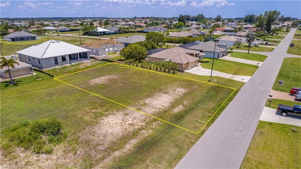 209 NW 36th AVE CAPE CORAL, FL 33993