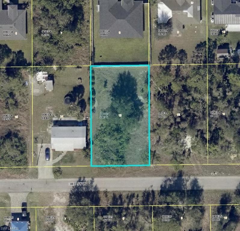 5204 3rd ST W LEHIGH ACRES, FL 33971