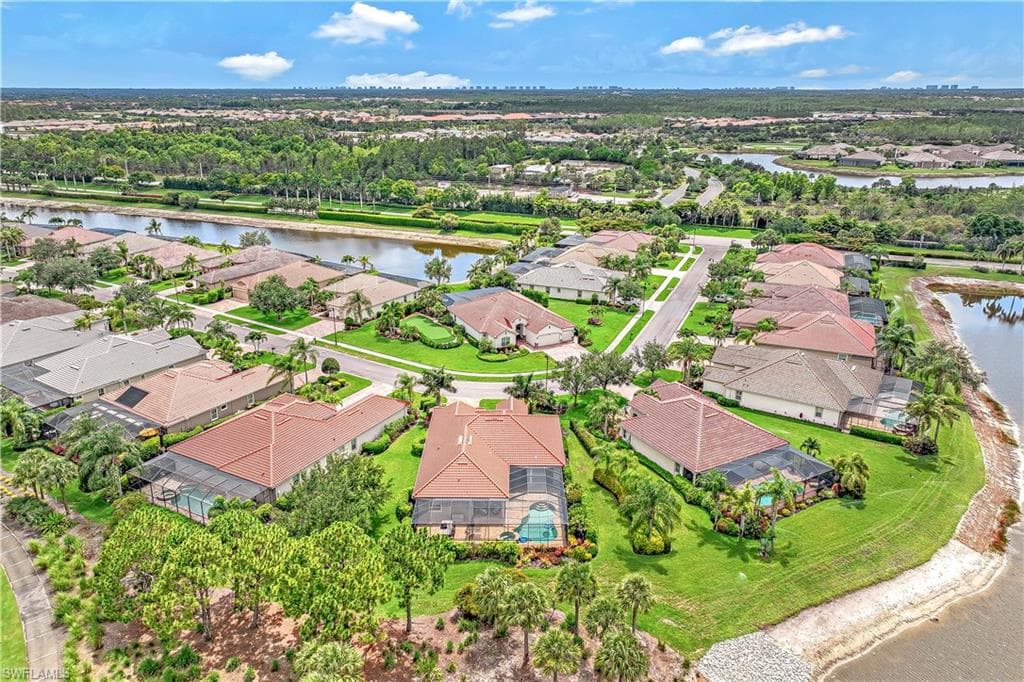 9735 Nickel Ridge CIR NAPLES, FL 34120