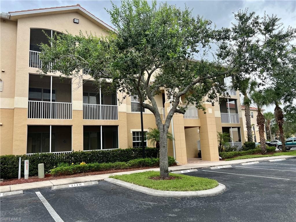 9025 Colby DR 2112 FORT MYERS, FL 33919