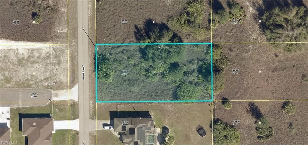 1618 Moore AVE LEHIGH ACRES, FL 33972