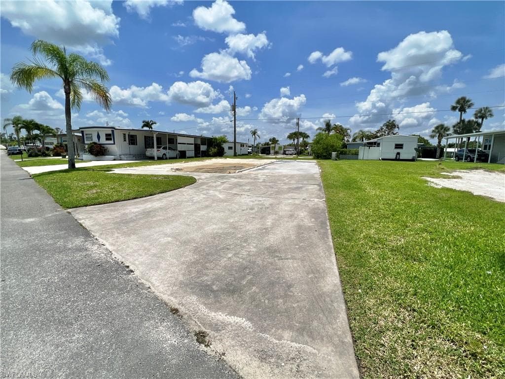 147 Orange Harbor DR FORT MYERS, FL 33905