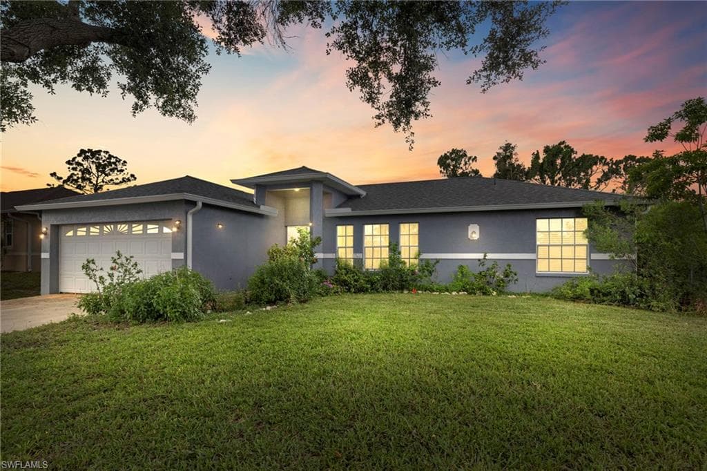 8366 Cardinal RD FORT MYERS, FL 33967