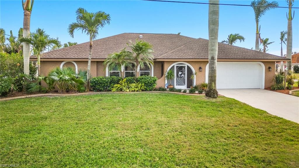 1704 Palaco Grande PKWY CAPE CORAL, FL 33904