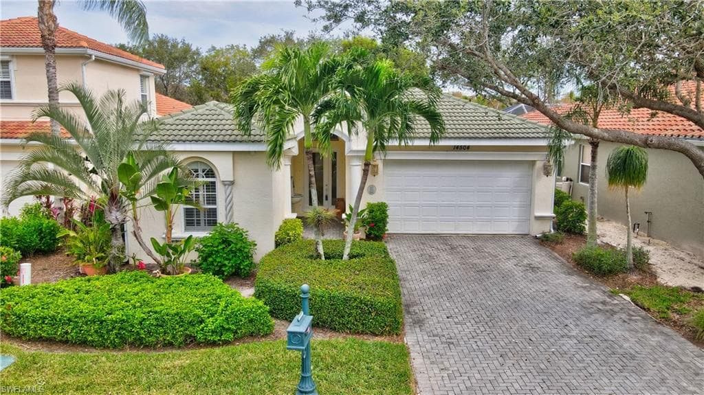 14504 Sterling Oaks DR NAPLES, FL 34110