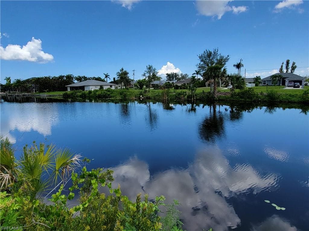2831 NW 3rd TER CAPE CORAL, FL 33993
