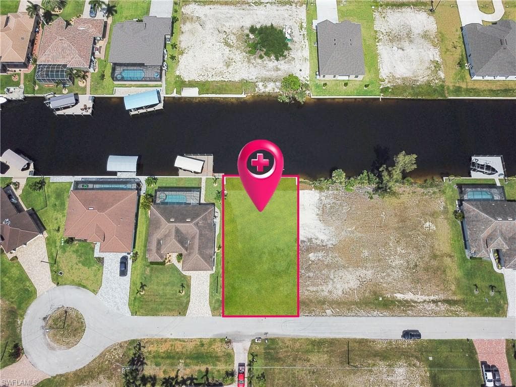 1426 NW 39th AVE CAPE CORAL, FL 33993