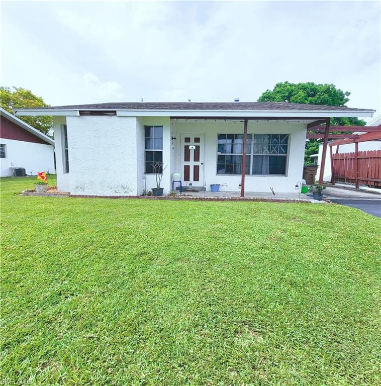 5 Palm BLVD LEHIGH ACRES, FL 33936