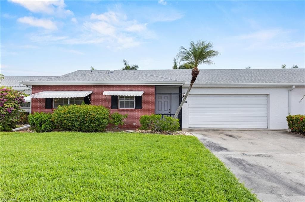 7085 Cedarhurst DR FORT MYERS, FL 33919