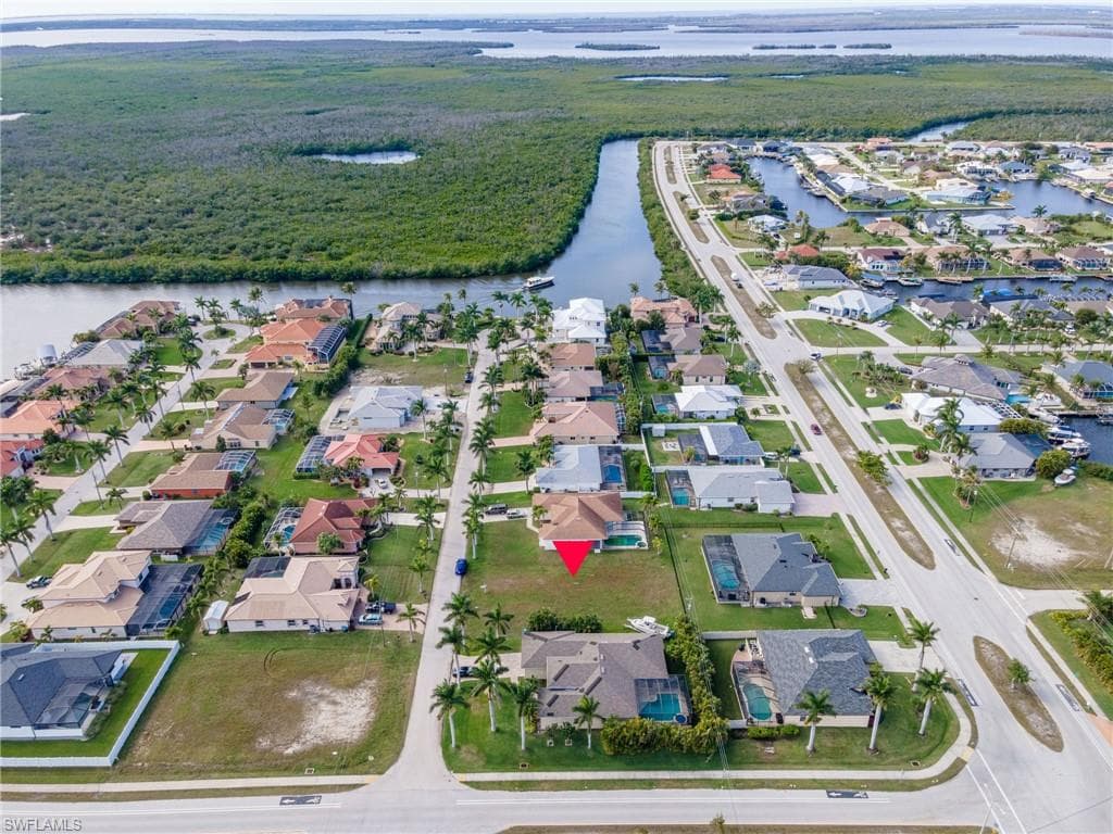 2739 SW 42nd LN CAPE CORAL, FL 33914