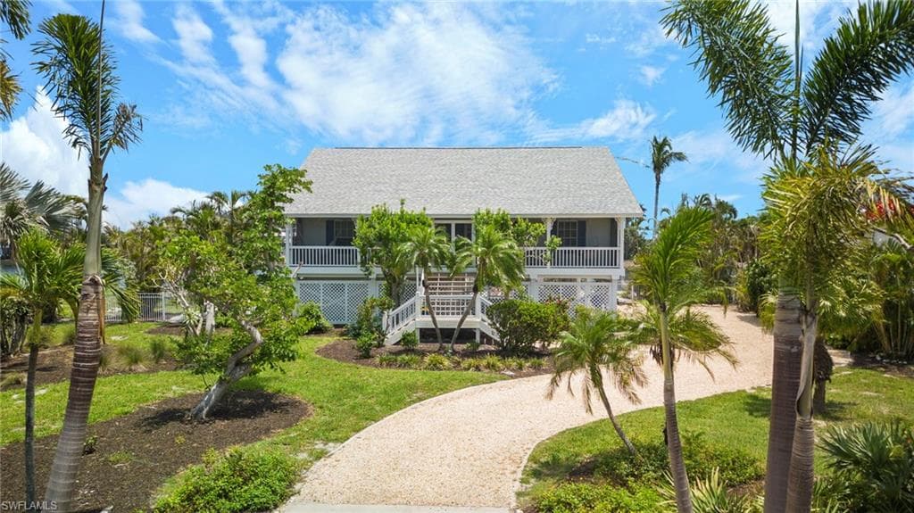 3302 Twin Lakes LN SANIBEL, FL 33957
